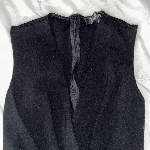 Lulu’s dress - Picture 2 of 4